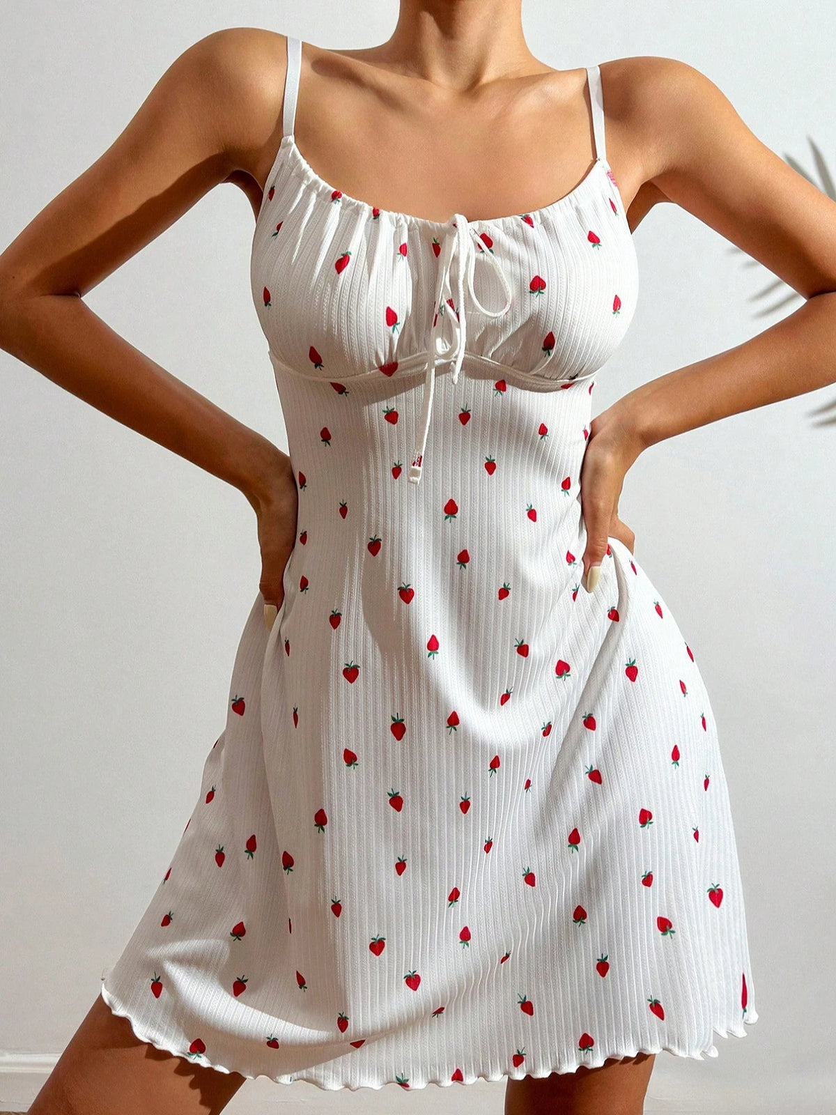 Nuisette Courte Femme – Cœurs et Col Licou