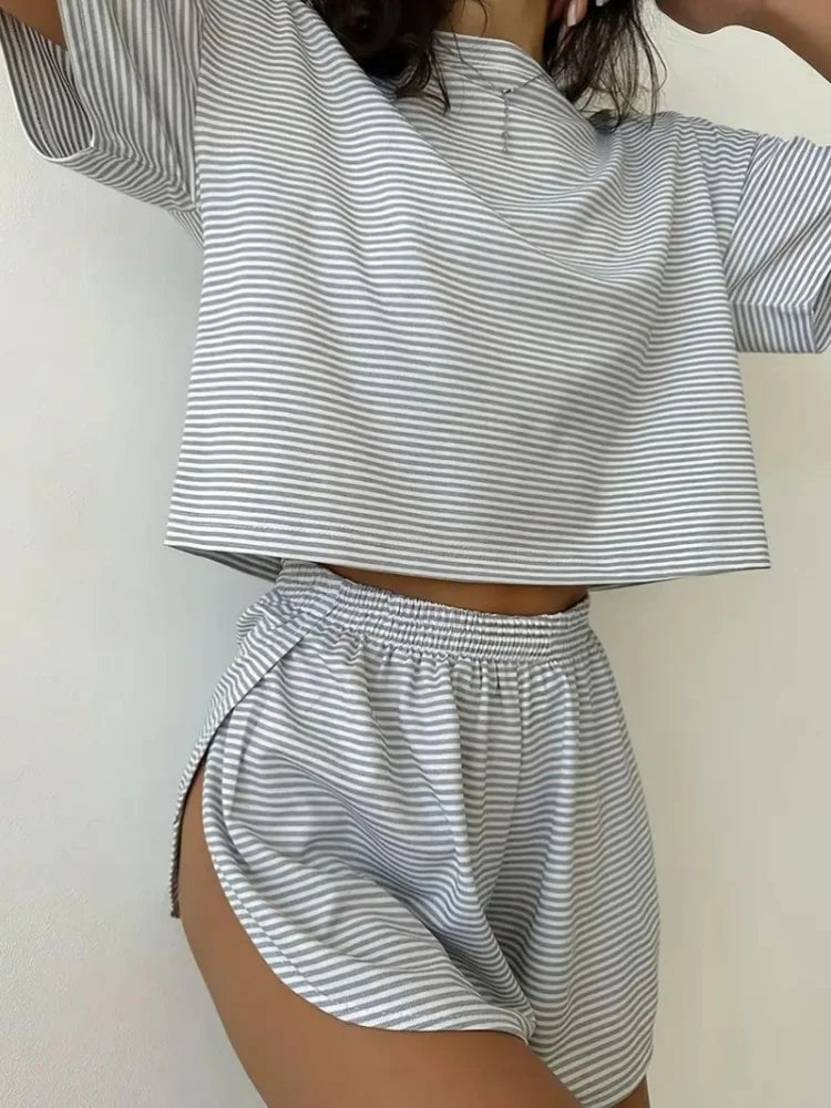 Pyjama Court Rayé Femme – Ensemble 2 Pièces d’Été