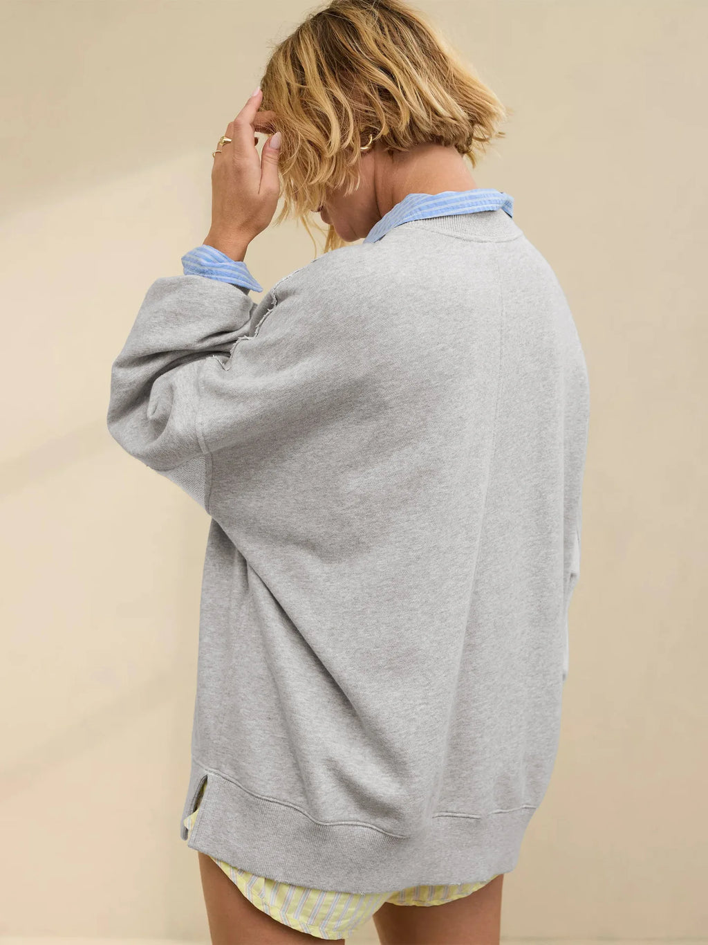 Sweat à capuche ample et décontracté à col rond pour femmes