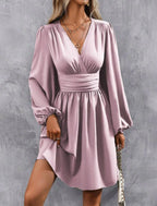 Robes courtes et cintrées unies pour femmes