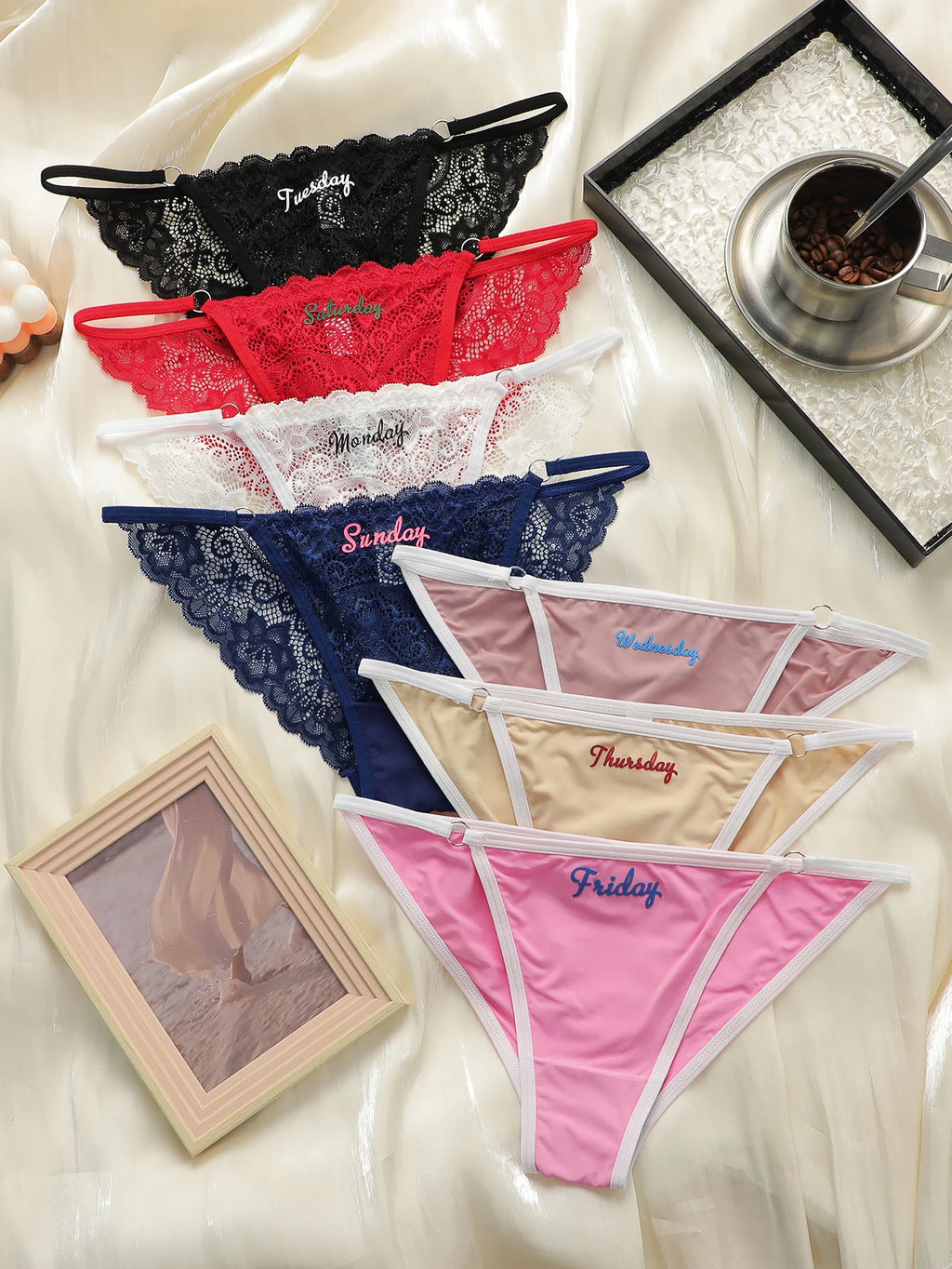 Ensemble de 7 pièces string sans trace en dentelle brodée avec lettres pour femmes
