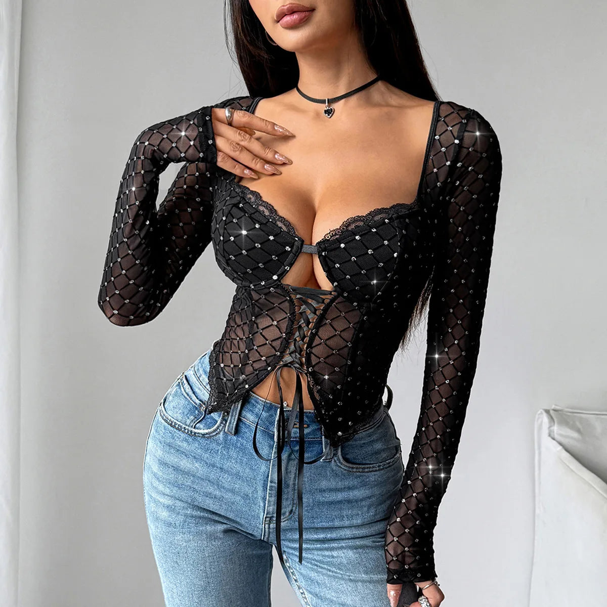 T-shirt court noir sexy à paillettes pour femmes