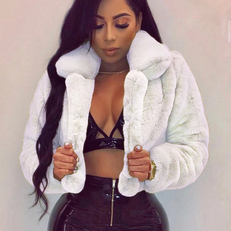 Manteau court en fausse fourrure pour femmes