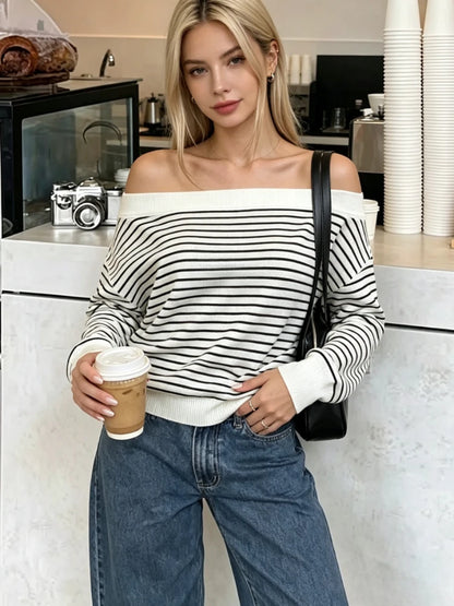 Pull Rayé Femme – Col Asymétrique et Épaules Dénudées