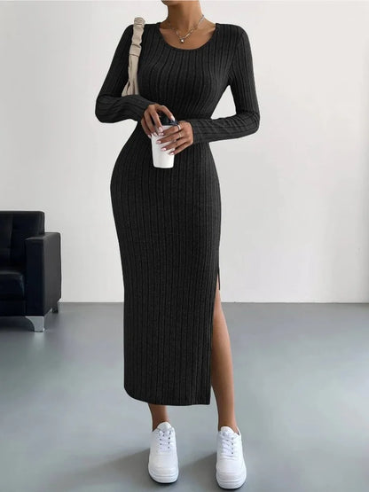 Robe en Maille Côtelée Femme – Col Rond et Fente Latérale
