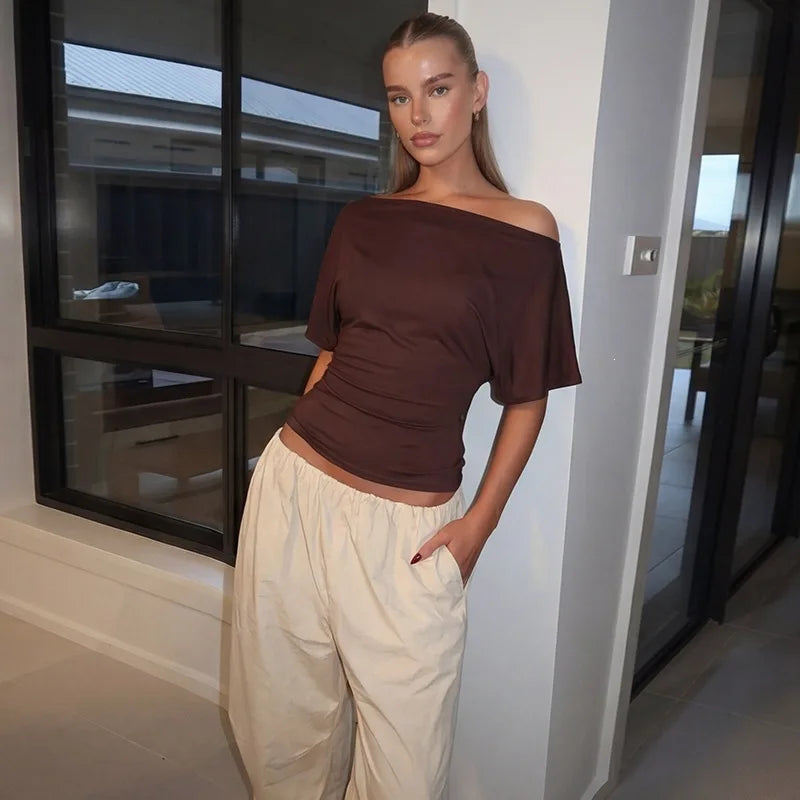 T-Shirt Asymétrique Femme – Une Épaule Dénudée
