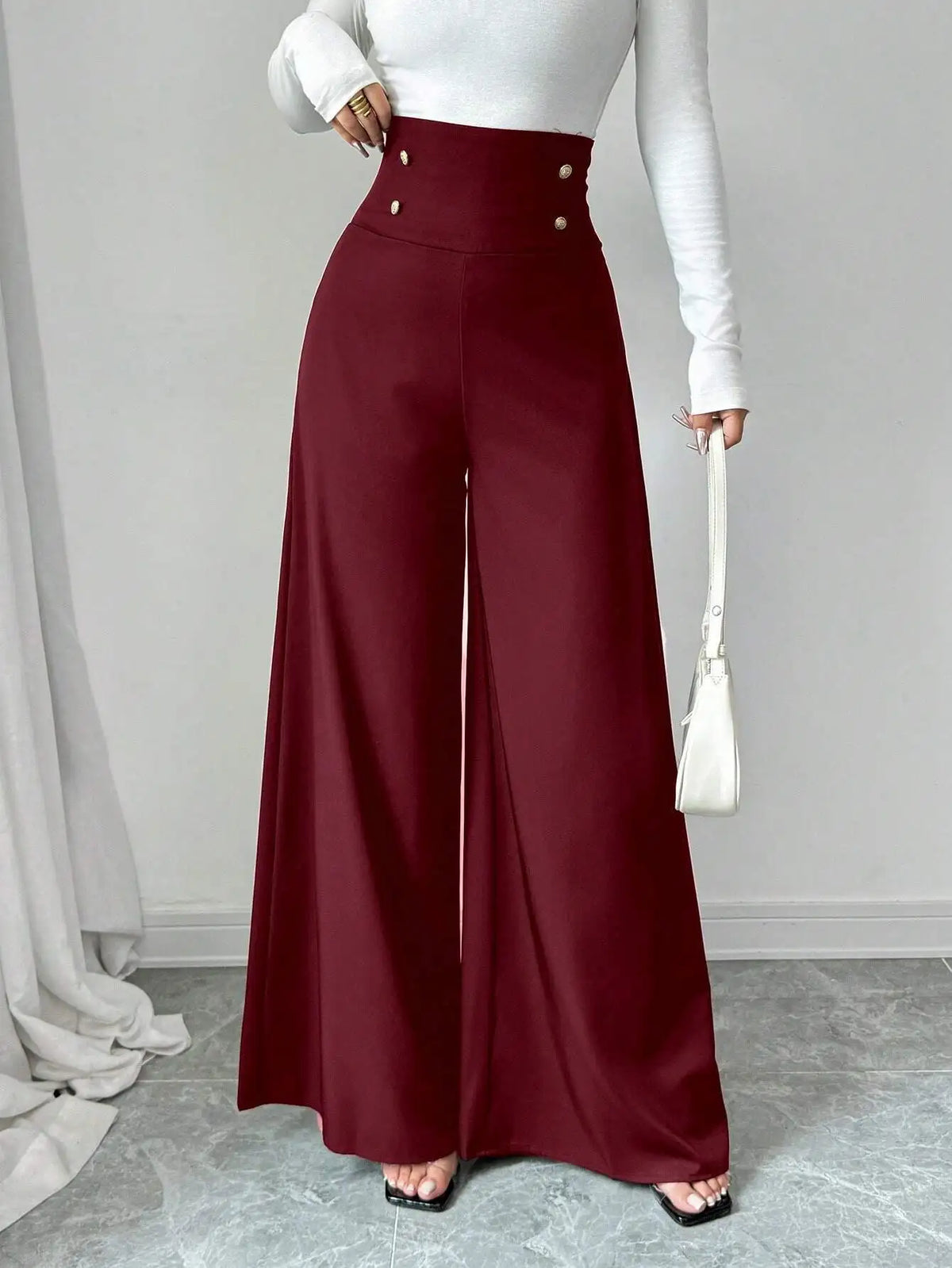 Pantalon Droit Femme – Coupe Classique