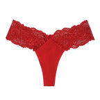 String sexy en dentelle pour femmes