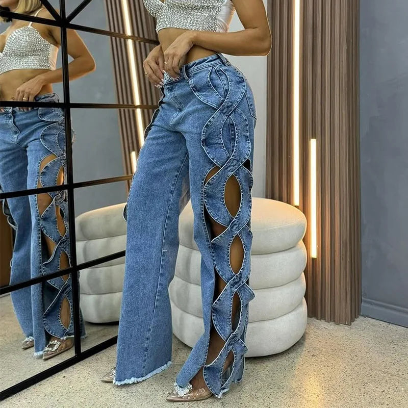 Jean large à ourlet brut et découpes latérales coupe droite taille haute pour femmes
