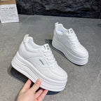 Baskets décontractées et sportives à lacets pour femmes