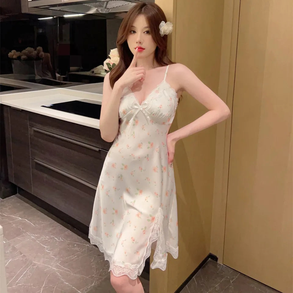 Chemise de nuit sexy à bretelles pour femmes