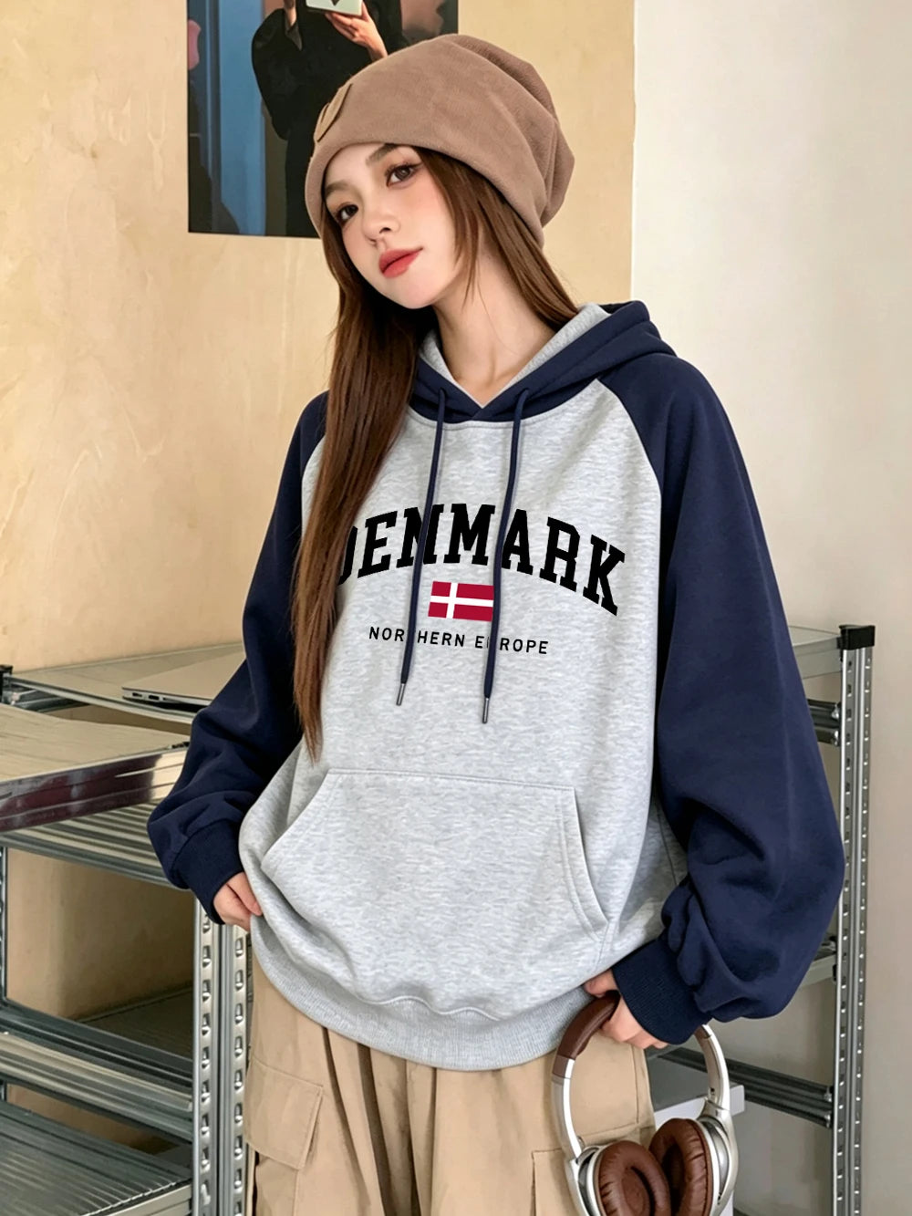 Sweat à capuche imprimé Denmark pour femmes