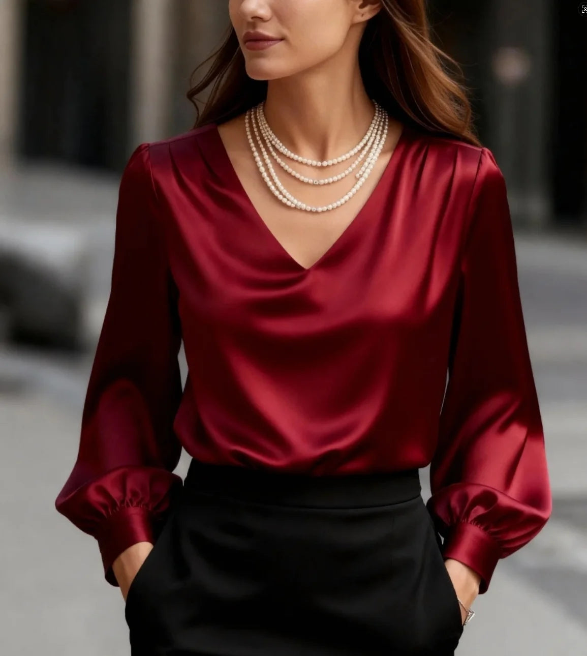 Ensemble chemisier élégant à col en V avec collier superposé de perles pour femmes