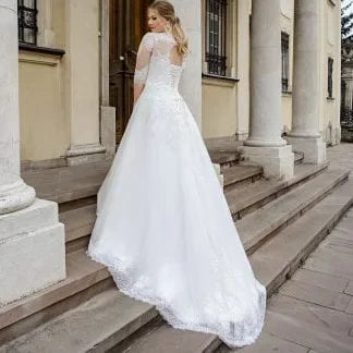 Robe de mariée trapèze avec des appliques en dentelle pour femmes
