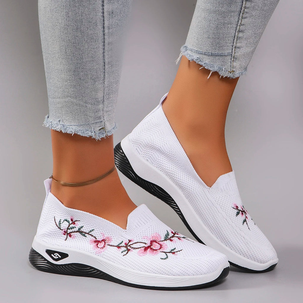Chaussures plates d'été en maille respirante pour femmes