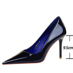 Escarpins en cuir verni pour femmes