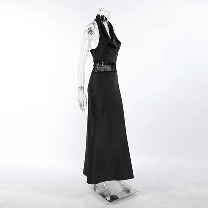 Robe Longue Noire Femme – Col Bénitier, Dos Nu et Dentelle