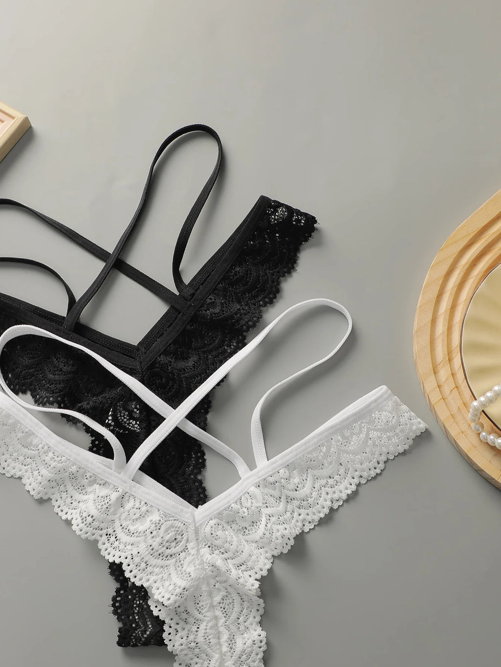 String taille basse évider sans trace pour femmes