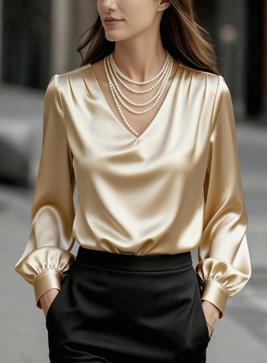 Ensemble chemisier élégant à col en V avec collier superposé de perles pour femmes