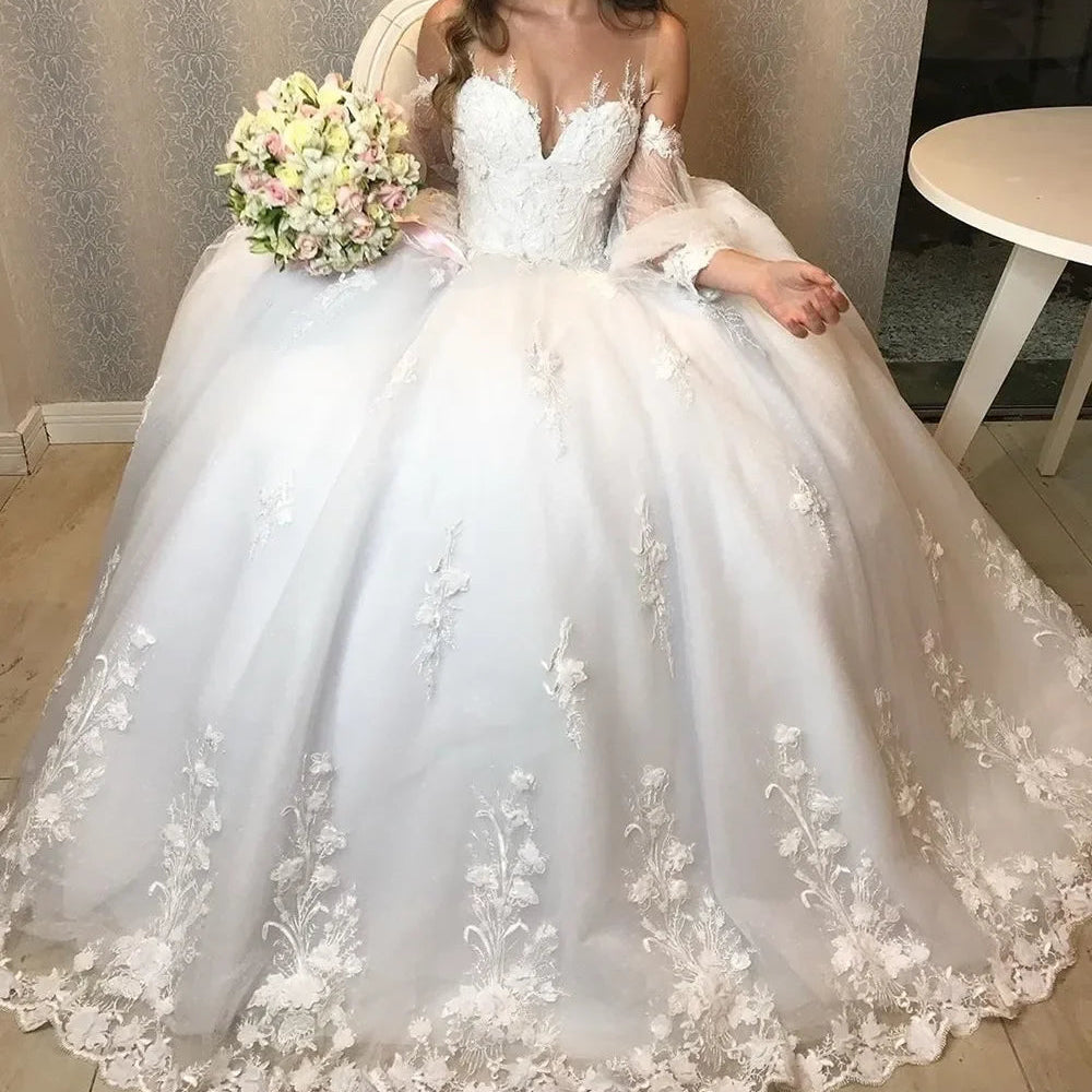 Robe de mariée longue et sexy à col transparent pour femmes