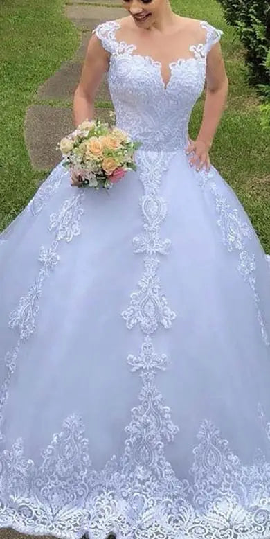 Robe de mariée de luxe en dentelle pour femmes