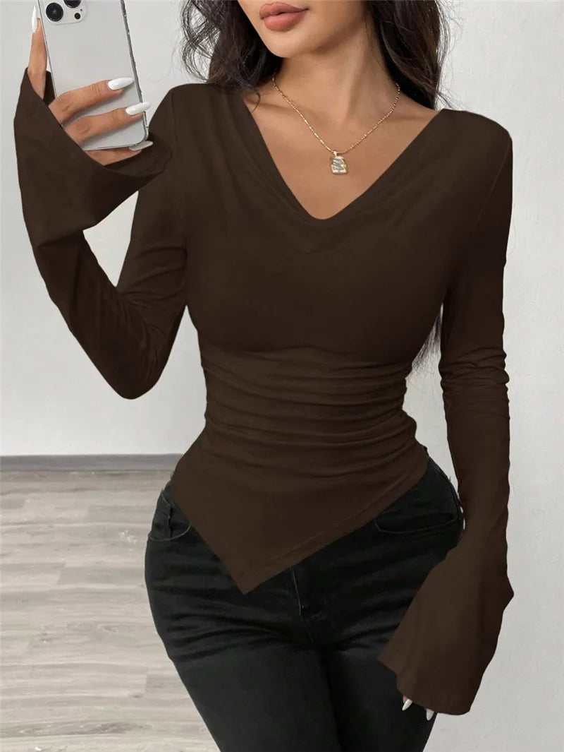 T-shirt à col en V épaules et dénudées à manches longues pour femmes