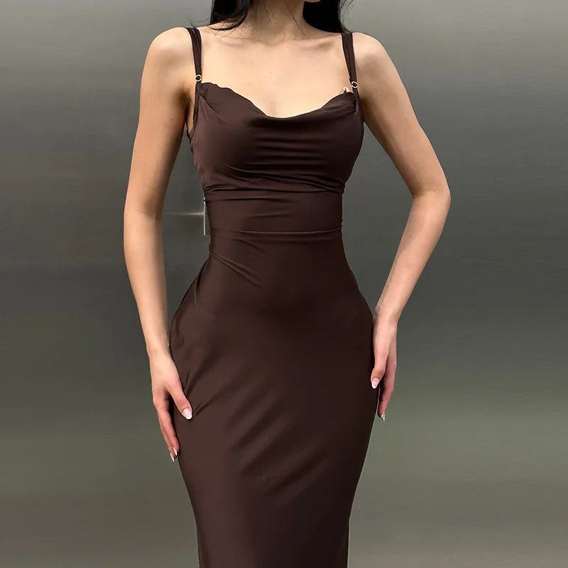 Robe longue en satin pour femmes