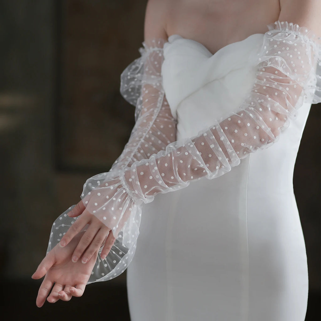 Gants blancs à manches longues en tulle à volants pour femmes