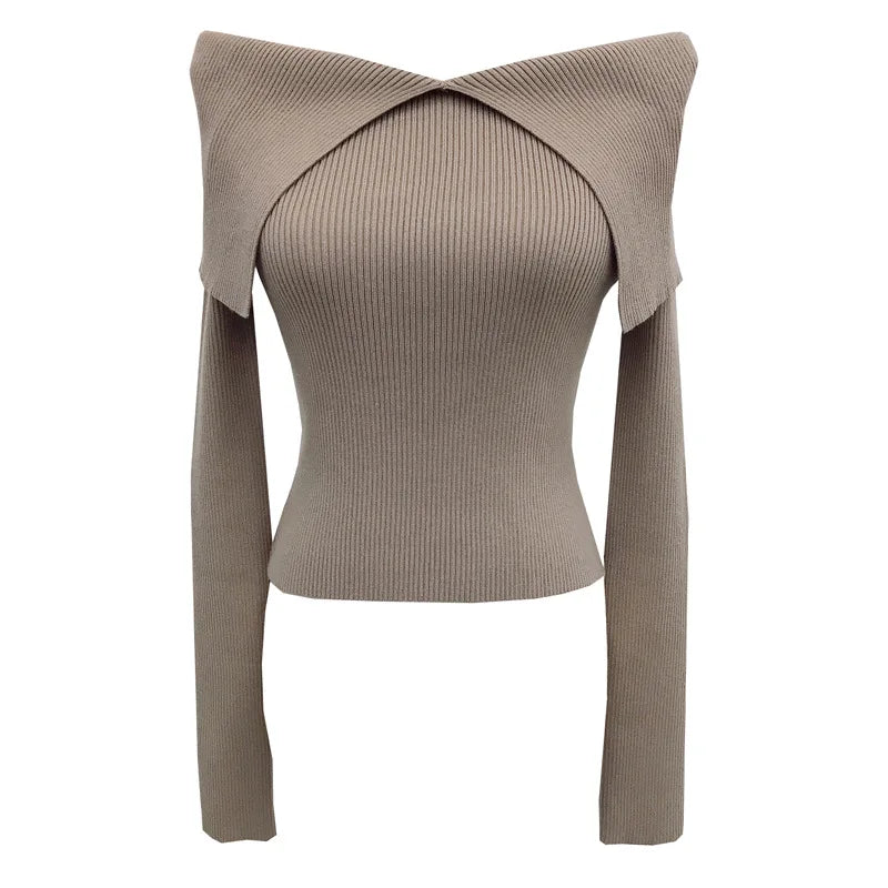 Pull femme à manches longues et encolure dégagée