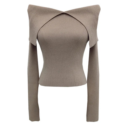 Pull femme à manches longues et encolure dégagée