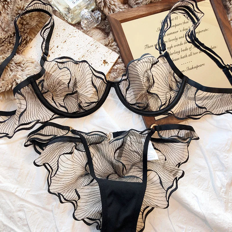 Ensemble soutien-gorge Sexy en maille respirante et culotte assortie pour femmes