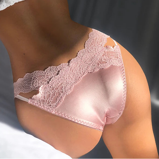 Culotte Dentelle Satinée Femme – Taille Basse et Transparence