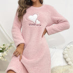 Chemise de nuit en velours de glouton pour femmes