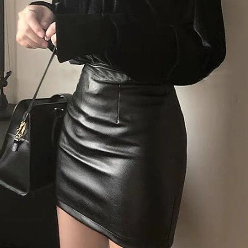 Mini-jupe en similicuir PU pour femmes