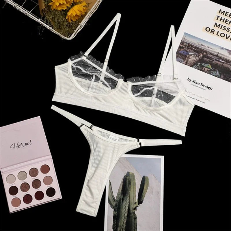 Ensemble de lingerie en dentelle à volants pour femmes