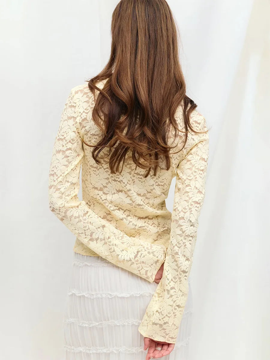 Chemise avec dentelle et col en V pour femmes