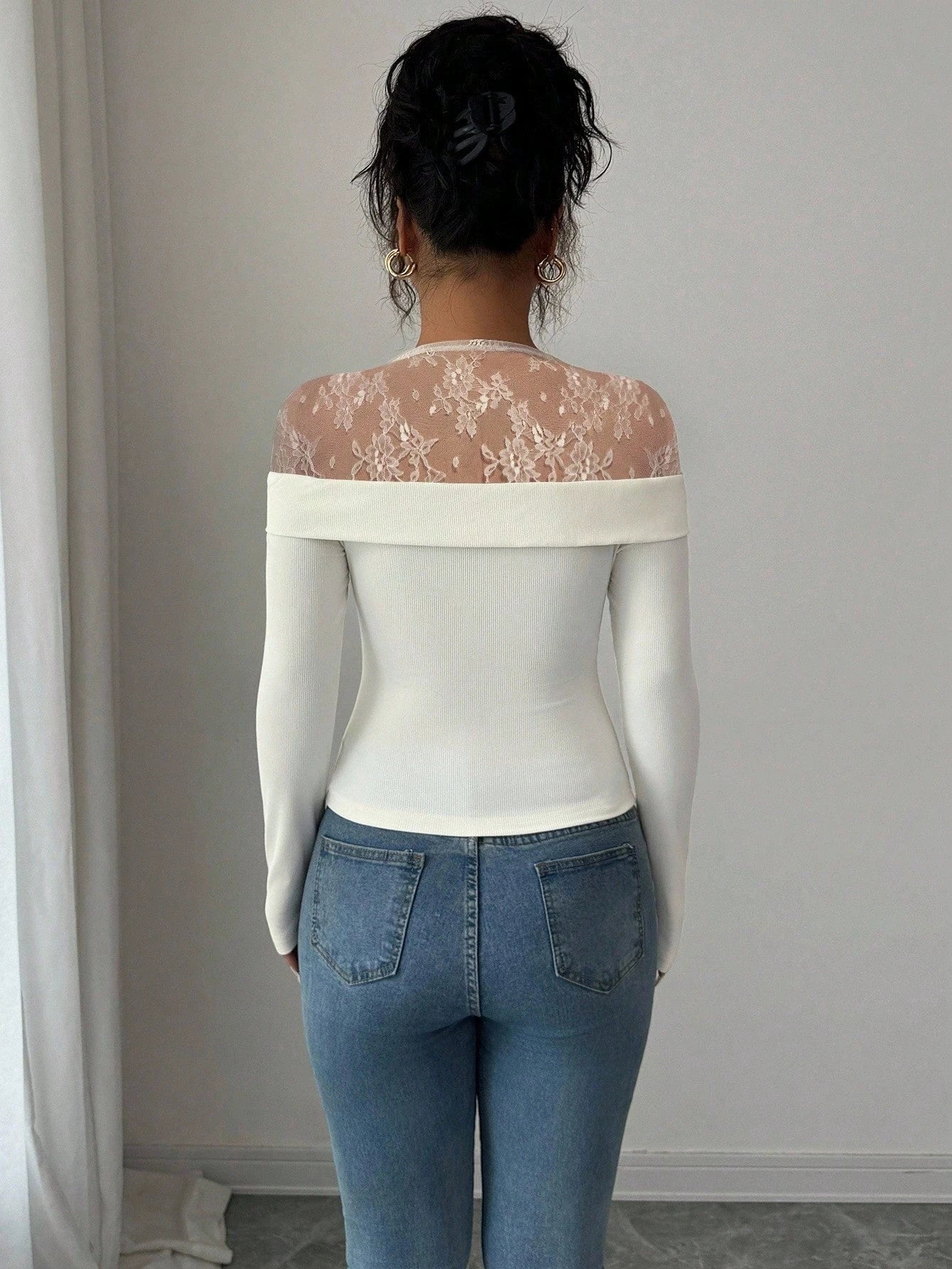 T-Shirt à manches longues et épaule dénudée pour femmes