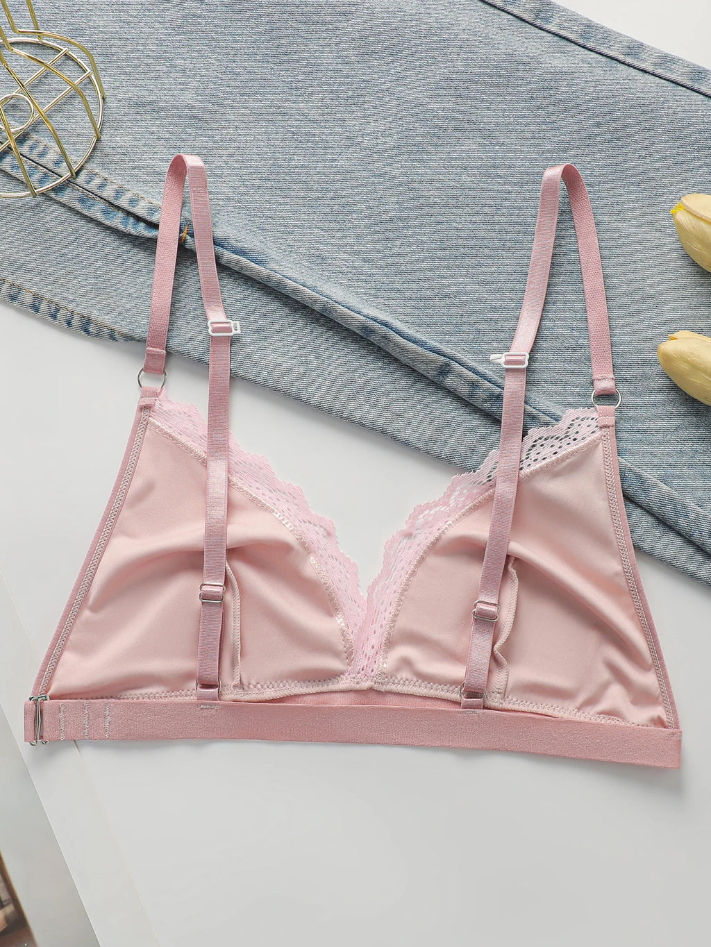 Soutien-gorge avec dentelle, sans armatures pour femmes