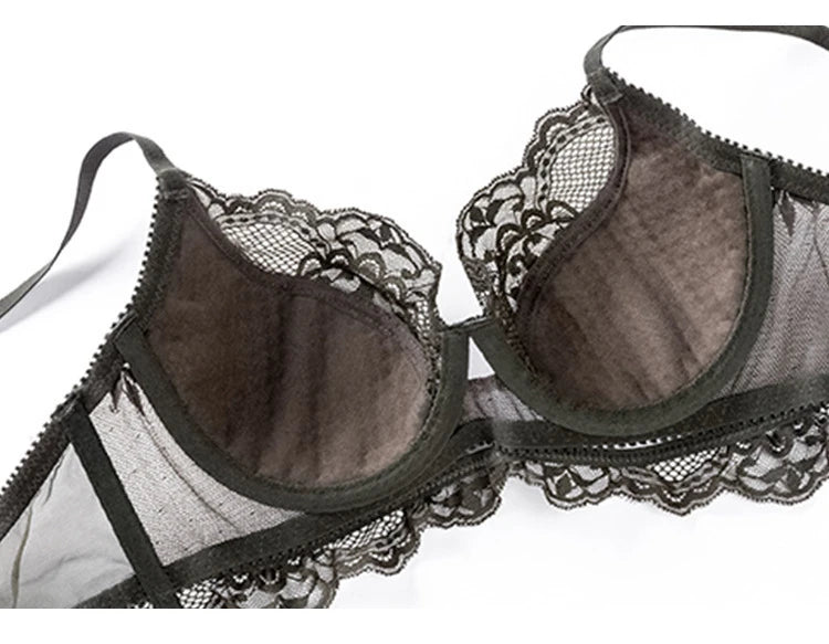 Ensemble soutien-gorge et slip push-up doublés en dentelle fine pour femmes
