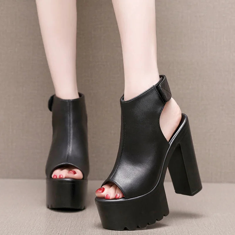 Sandales en cuir talons pour femmes