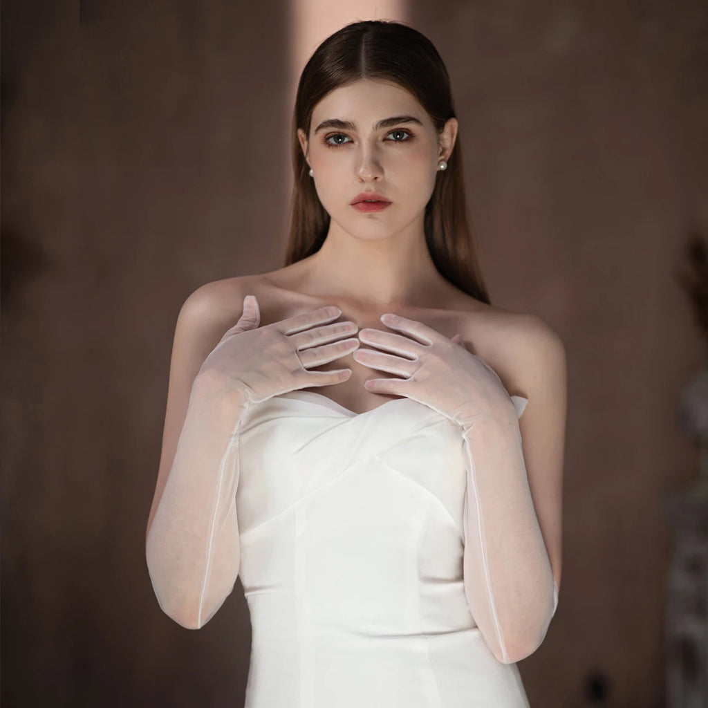 Gants de mariée élégants en tulle doux pour femmes