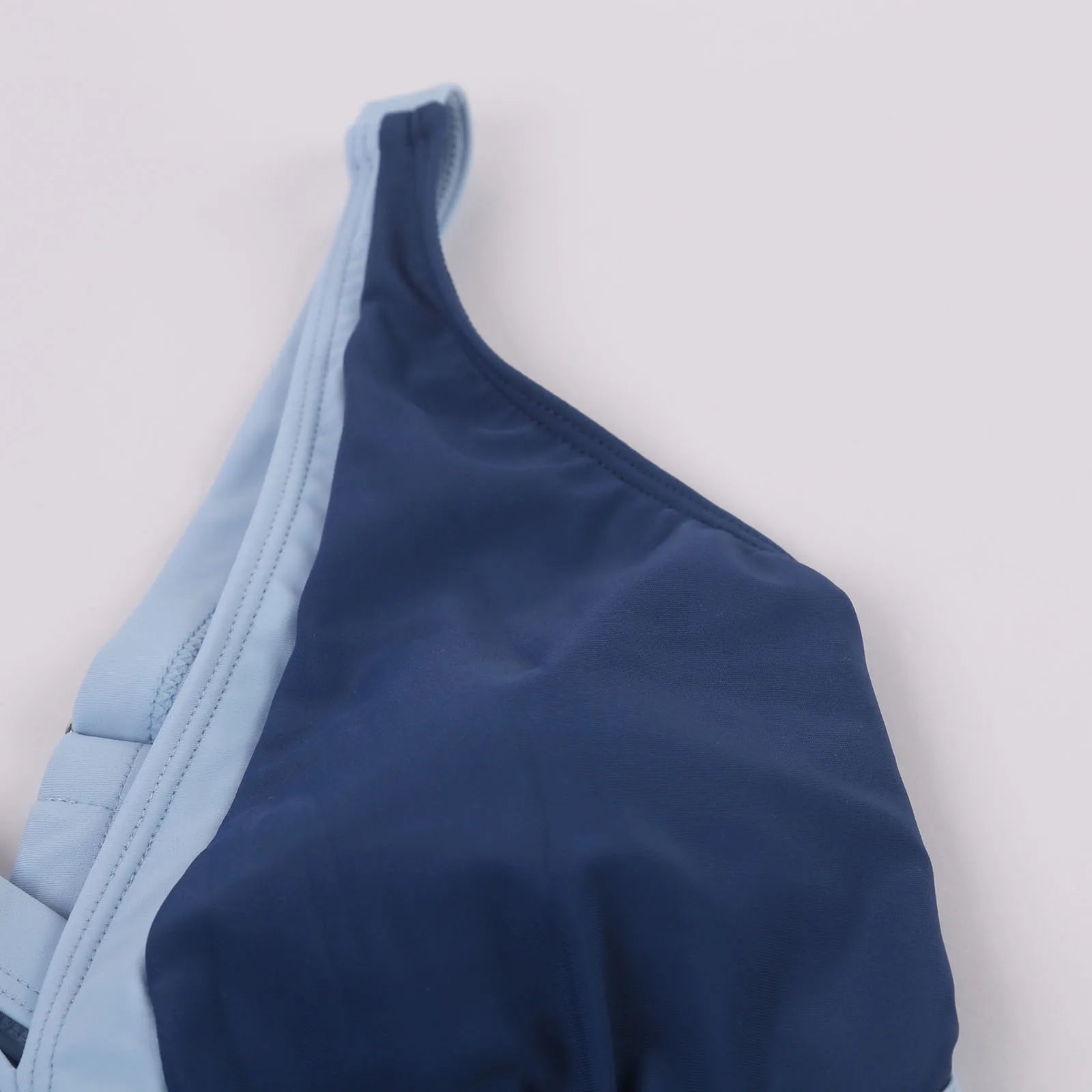 Maillots de bain une pièce tendance pour femmes