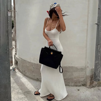 Robe Longue Femme – Maille Ajustée et Col V
