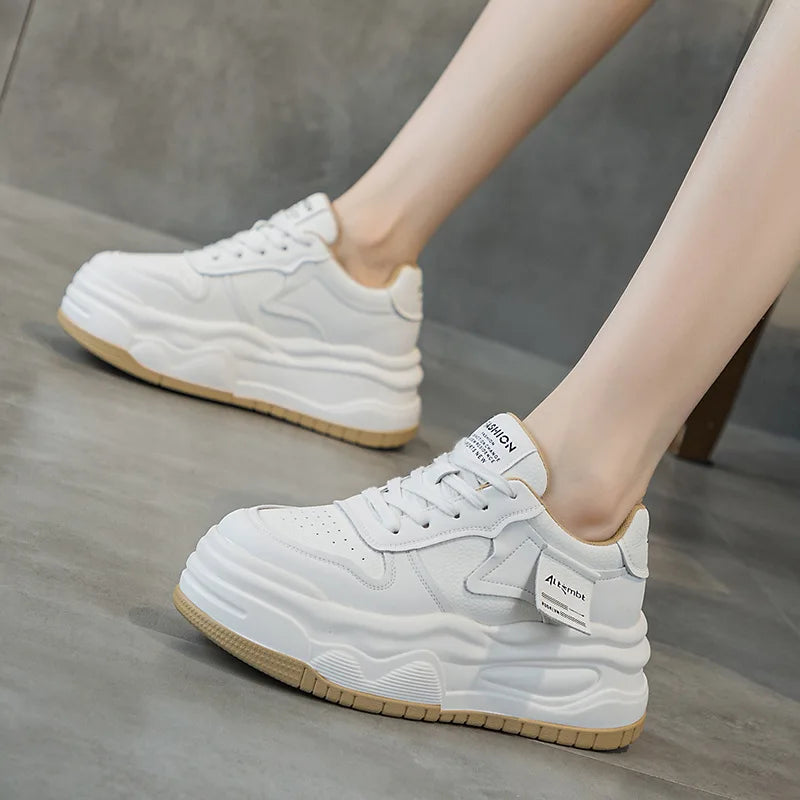 Baskets compensées en cuir de vache véritable pour femmes