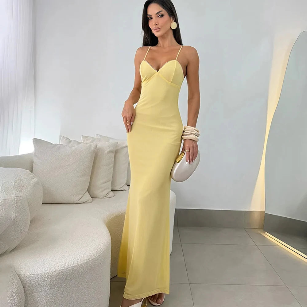 Robe en tricot jaune pour femmes