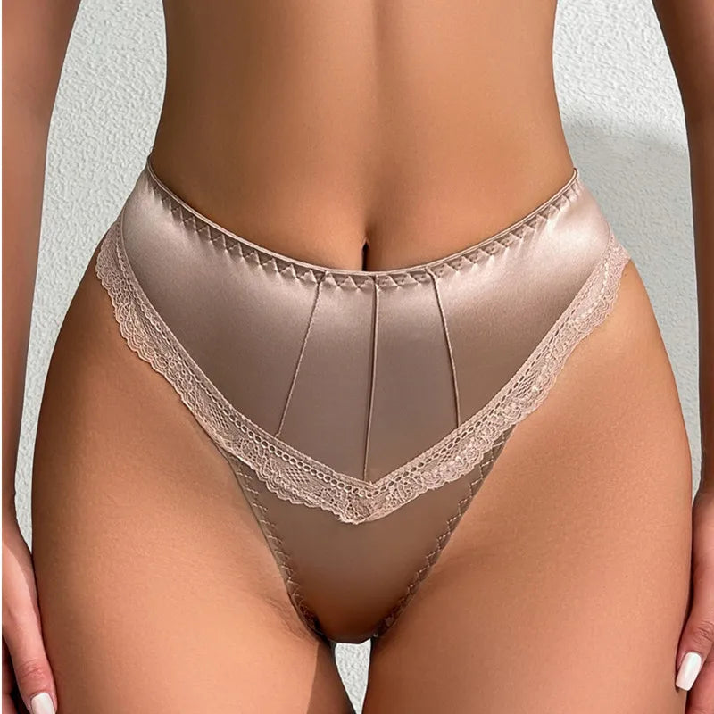 Culotte taille basse avec dentelle pour femmes