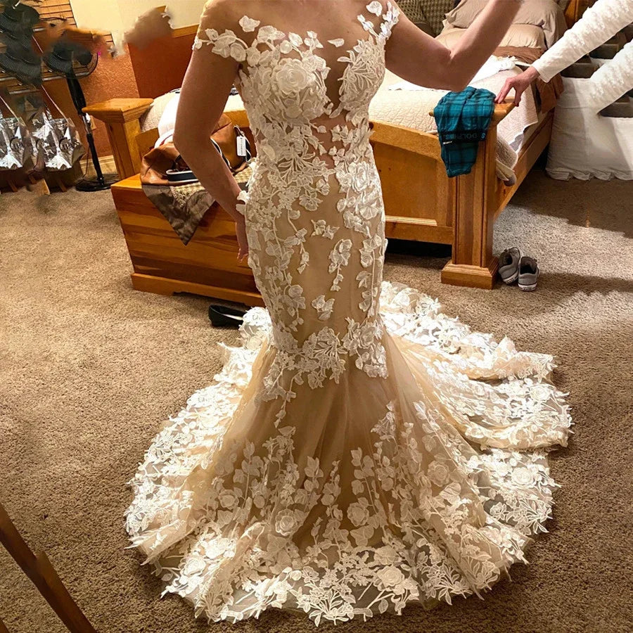 Robe de mariée sirène champagne à col rond pour femmes