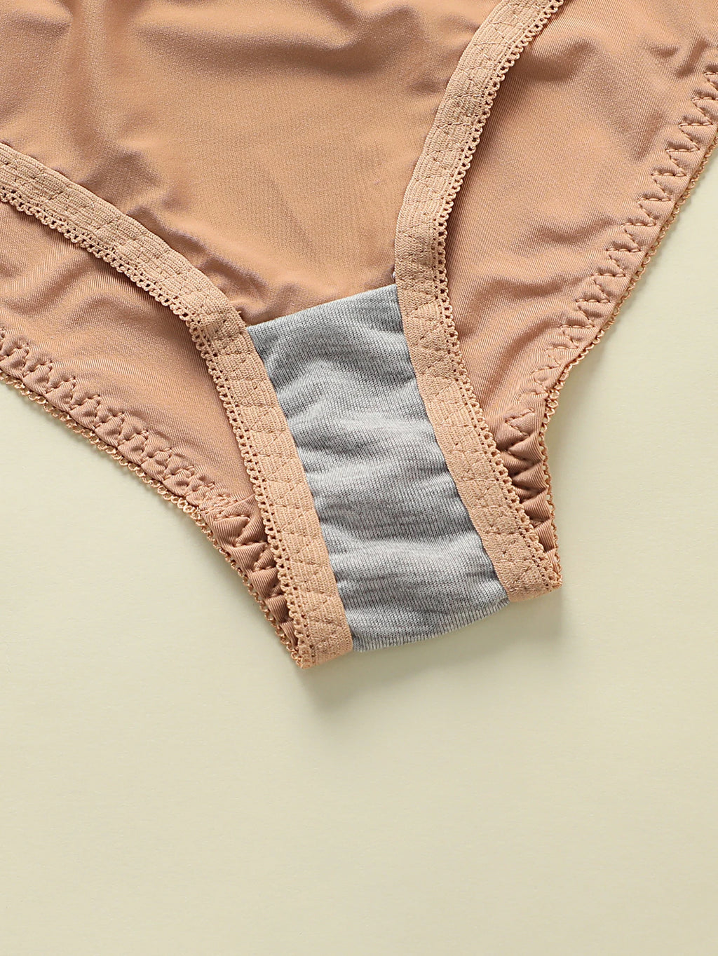 Ensemble de soutien-gorge push up et culotte pour femmes