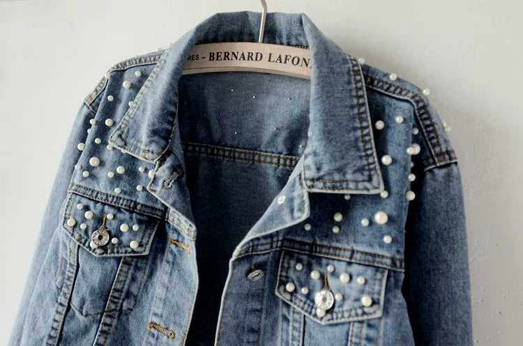 Veste en jean courte et amincissante à perles pour femmes