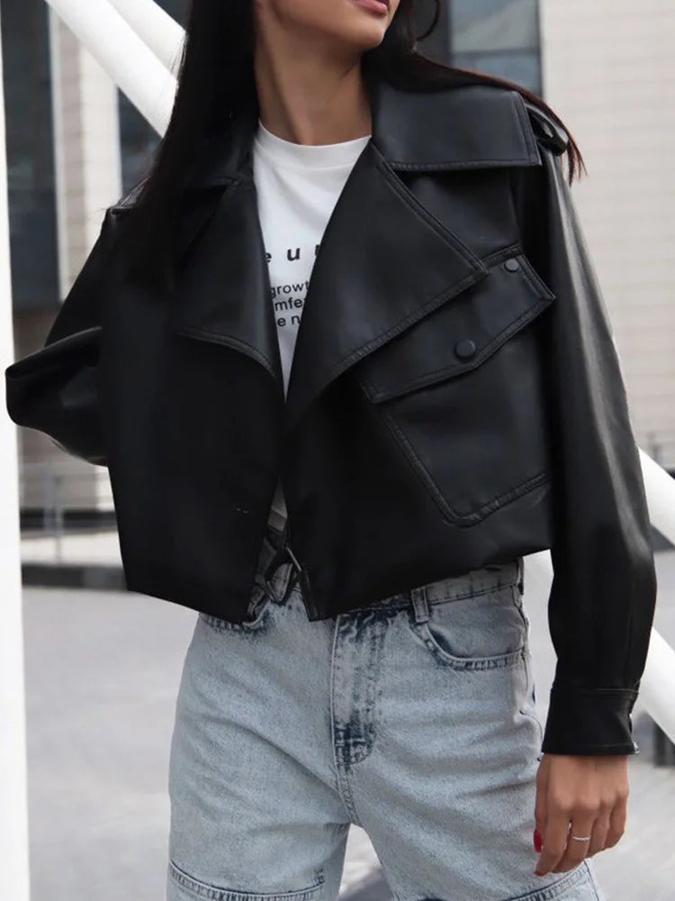 Veste courte et ample en faux cuir pour femmes